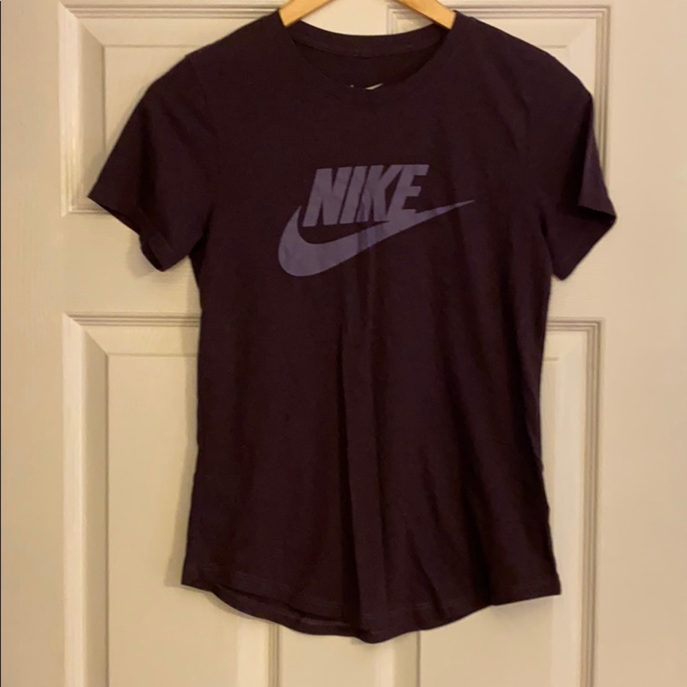 Nike Tee